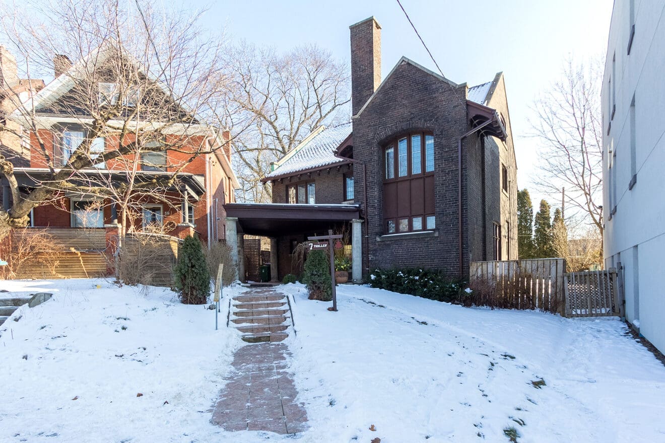 What to Look For When Buying an Older Home 